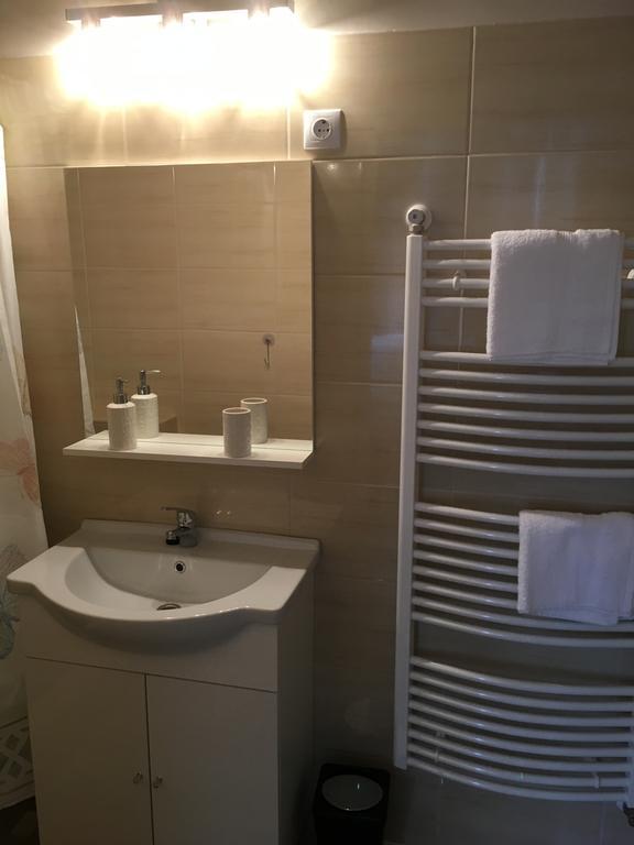 Senorita Apartment Miskolc Bagian luar foto