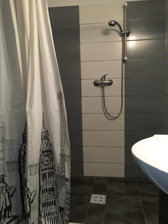 Senorita Apartment Miskolc Bagian luar foto